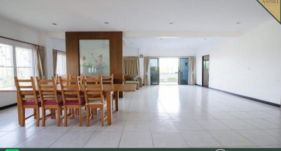 Gewerbefläche zum Kauf mit 5 Zimmer in Phra Khanong, Bangkok