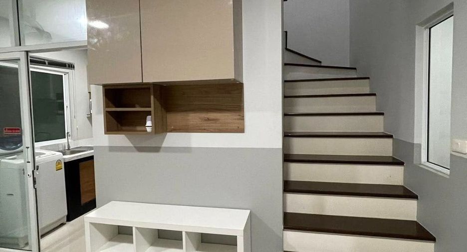 Reihenhaus zur Miete mit 3 Zimmer in Mueang Chiang Mai, Chiang Mai