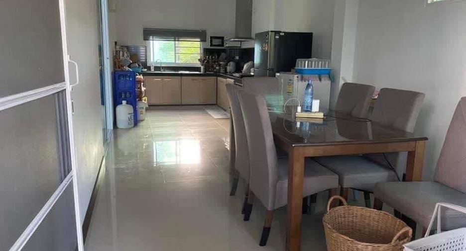 For rent 4 bedrooms house in San Sai, Chiang Mai