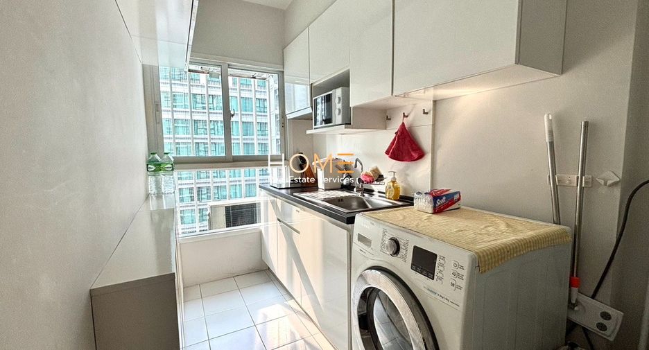 À vendre 2 chambres condo à Watthana, Bangkok