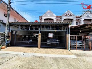 For sale 2 bed townhouse in Mueang Nonthaburi, Nonthaburi