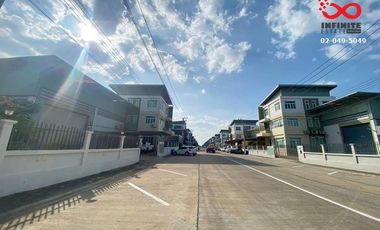 For sale 3 Beds office in Lam Luk Ka, Pathum Thani