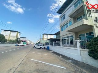 For sale 3 Beds office in Lam Luk Ka, Pathum Thani