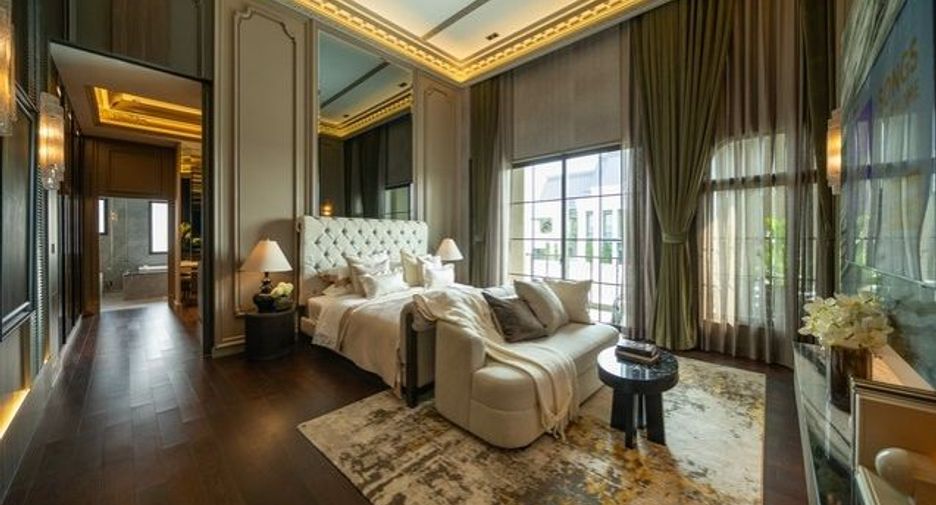 For sale 5 bedrooms house in Rat Burana, Bangkok