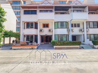 For sale 5 bedrooms townhouse in Hua Hin, Prachuap Khiri Khan