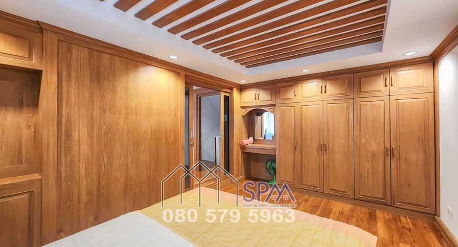 For sale 5 bedrooms townhouse in Hua Hin, Prachuap Khiri Khan