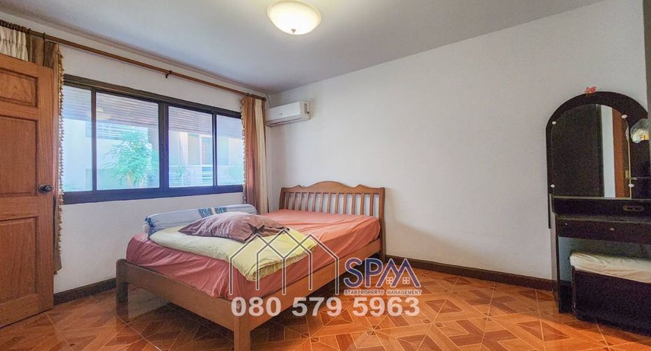 For sale 5 bedrooms townhouse in Hua Hin, Prachuap Khiri Khan