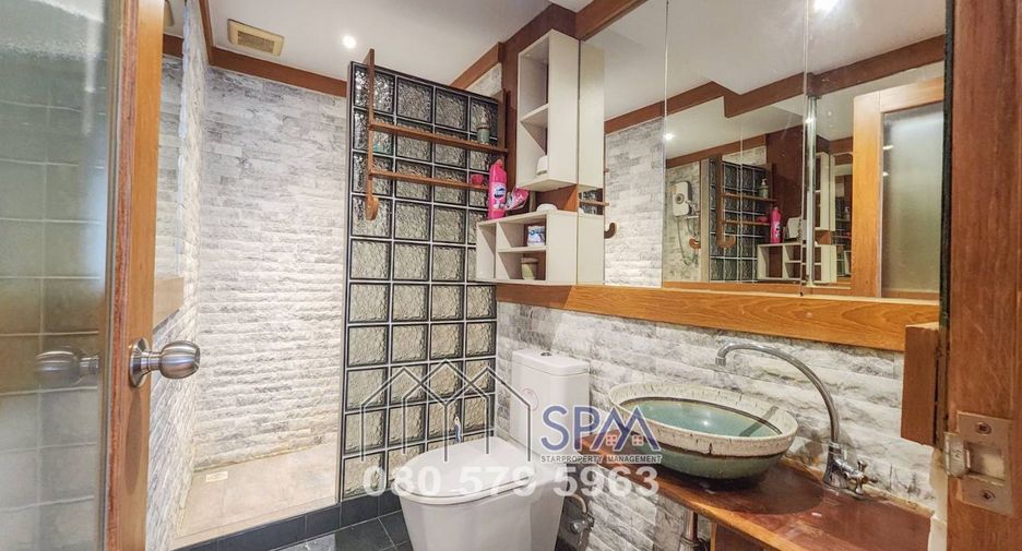 For sale 5 bedrooms townhouse in Hua Hin, Prachuap Khiri Khan