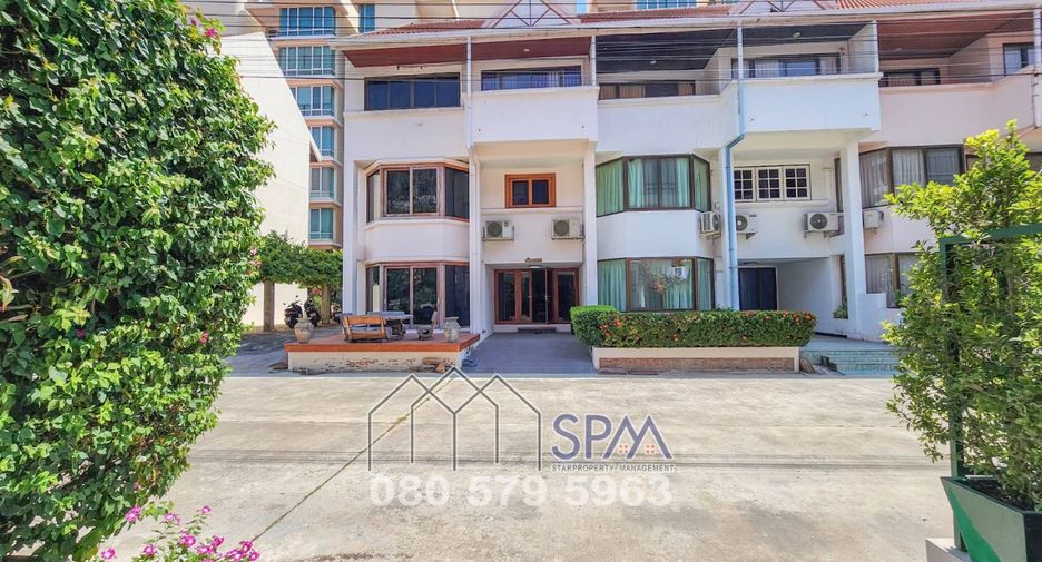 For sale 5 bedrooms townhouse in Hua Hin, Prachuap Khiri Khan