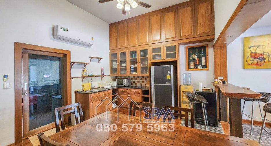 For sale 5 bedrooms townhouse in Hua Hin, Prachuap Khiri Khan
