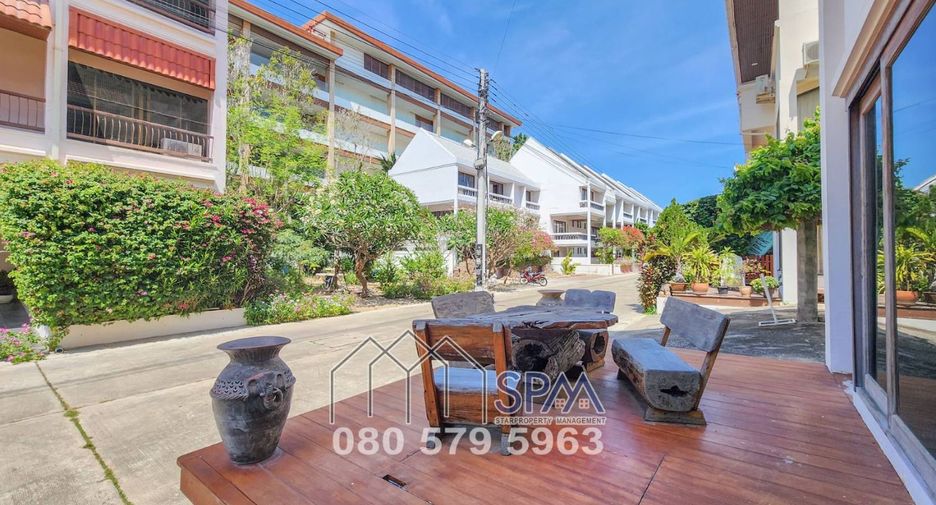 For sale 5 bedrooms townhouse in Hua Hin, Prachuap Khiri Khan