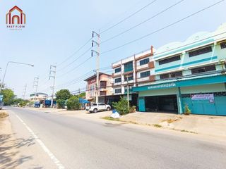 For sale retail Space in Tha Tako, Nakhon Sawan