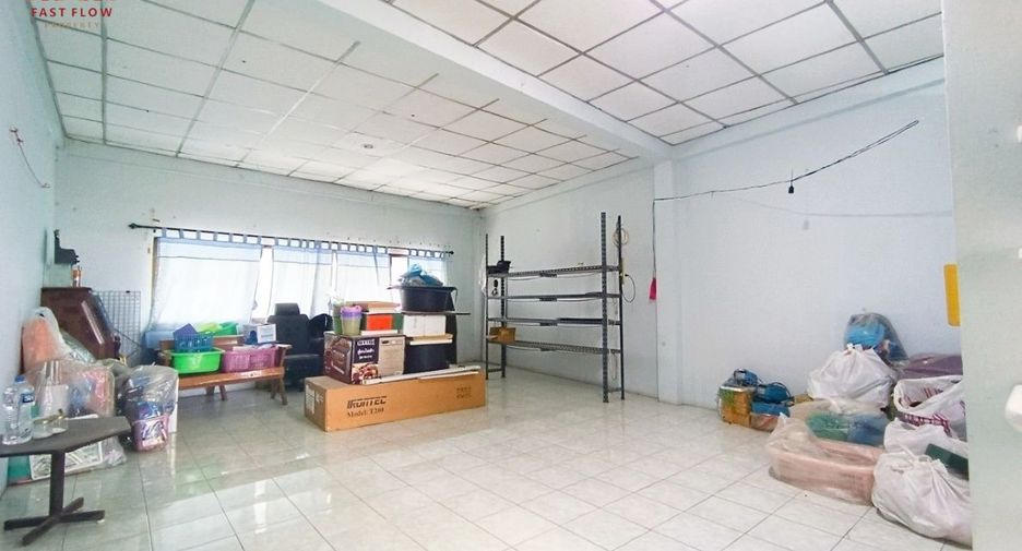 For sale retail Space in Tha Tako, Nakhon Sawan