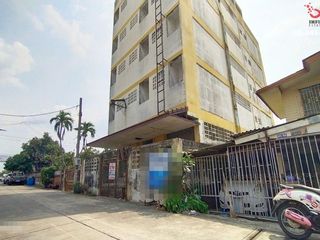 For sale 39 bed apartment in Mueang Samut Prakan, Samut Prakan