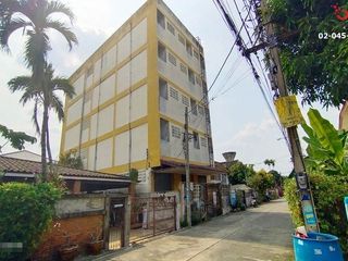 For sale 39 bed apartment in Mueang Samut Prakan, Samut Prakan