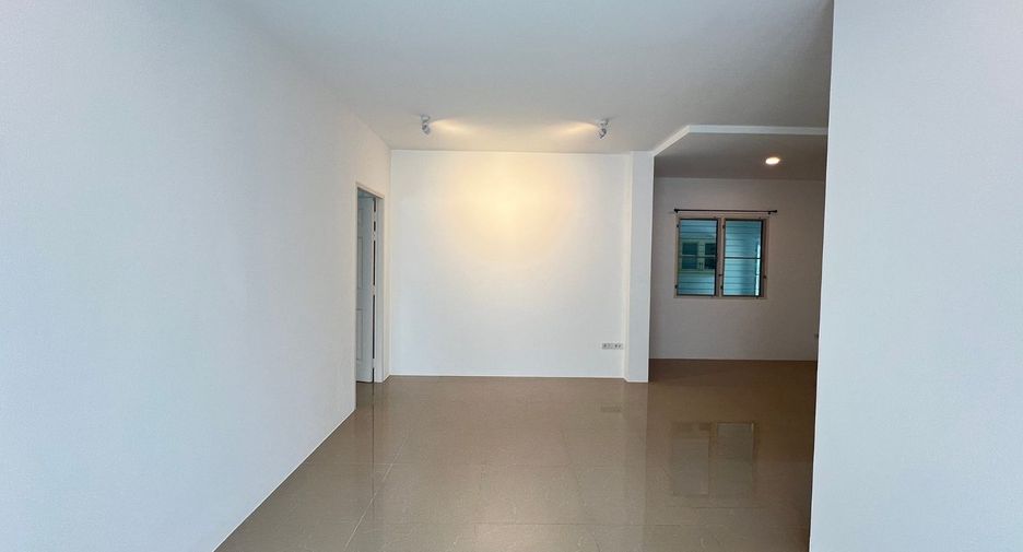 For sale 4 bedrooms house in San Sai, Chiang Mai