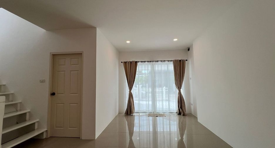 For sale 4 bedrooms house in San Sai, Chiang Mai