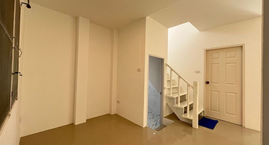 For sale 4 bedrooms house in San Sai, Chiang Mai