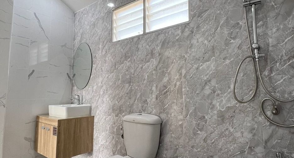 For sale 4 bedrooms house in San Sai, Chiang Mai