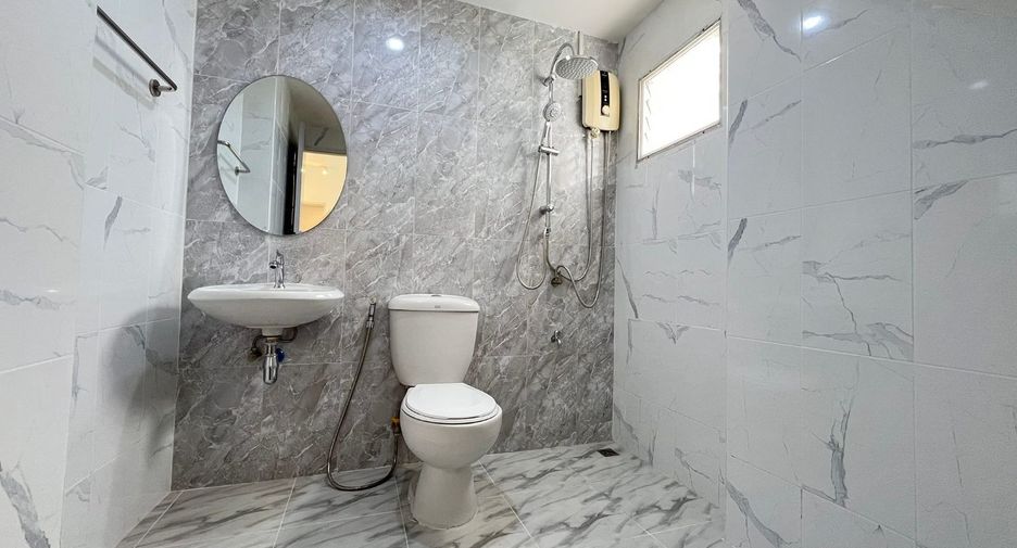 For sale 4 bedrooms house in San Sai, Chiang Mai