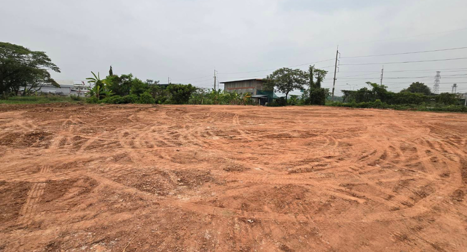 For rent land in Saraphi, Chiang Mai