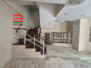 出租 和 出售 4 卧室 联排别墅 在 Don Mueang, 曼谷