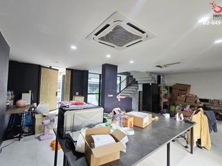 For sale 4 bed office in Pak Kret, Nonthaburi