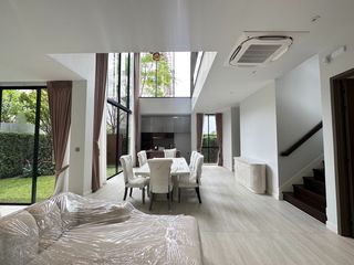For rent 4 Beds house in Bang Kapi, Bangkok