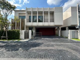 For sale 4 Beds house in Bang Na, Bangkok