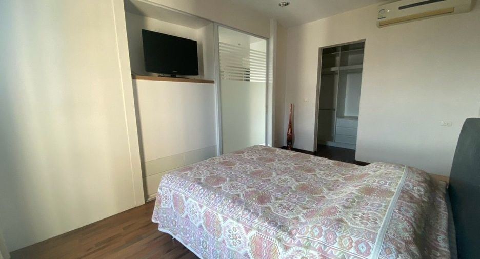 For sale 1 bed condo in Khlong San, Bangkok