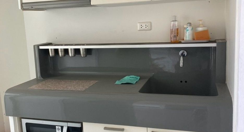 For sale 1 bed condo in Khlong San, Bangkok