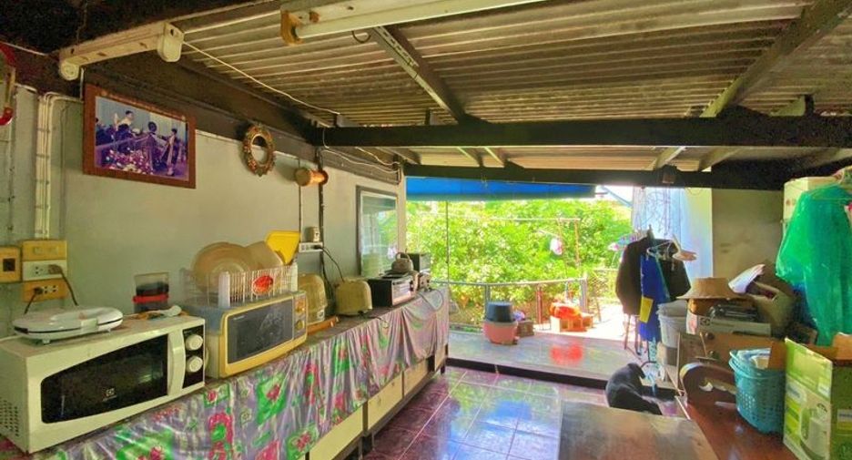 For sale 6 bedrooms house in Chatuchak, Bangkok