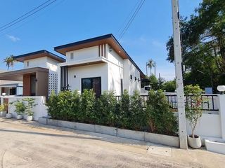 For sale 4 bed house in Mueang Sing Buri, Sing Buri