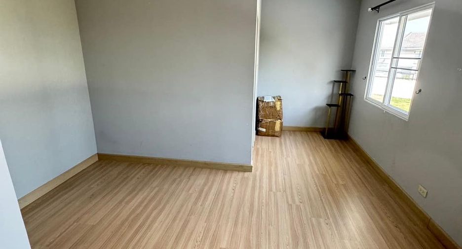 Haus zum Kauf mit 4 Zimmer in San Kamphaeng, Chiang Mai