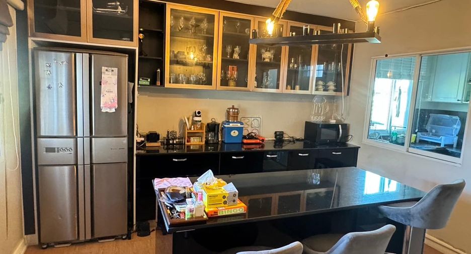 Haus zum Kauf mit 4 Zimmer in San Kamphaeng, Chiang Mai