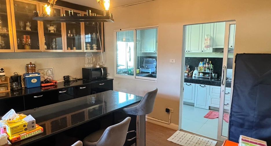 Haus zum Kauf mit 4 Zimmer in San Kamphaeng, Chiang Mai