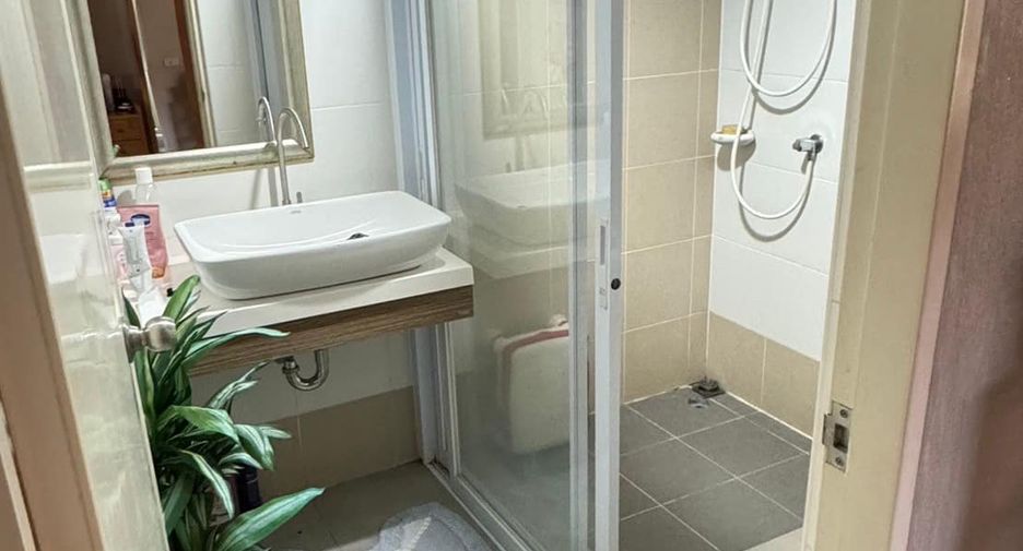 Haus zum Kauf mit 4 Zimmer in San Kamphaeng, Chiang Mai