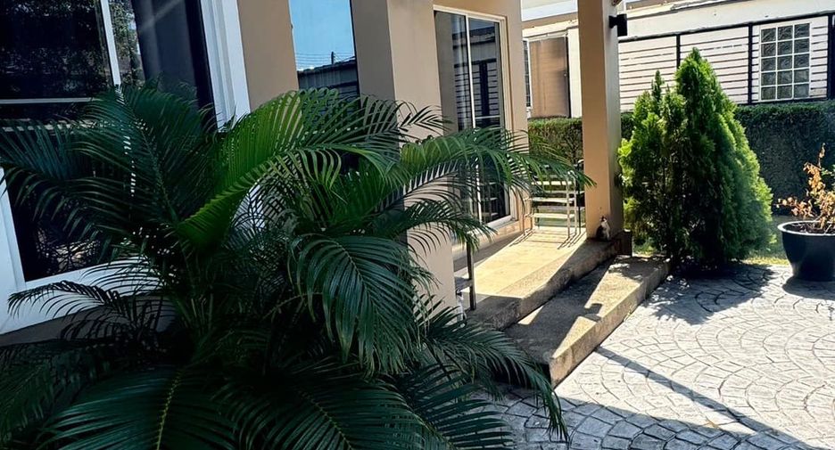 Haus zum Kauf mit 4 Zimmer in San Kamphaeng, Chiang Mai