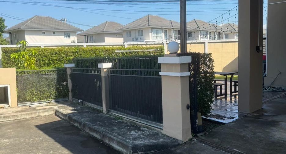 Haus zum Kauf mit 4 Zimmer in San Kamphaeng, Chiang Mai