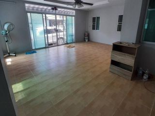 For sale 3 bedrooms house in Lam Luk Ka, Pathum Thani
