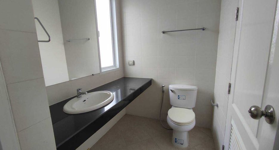 Аренда и продажа 3 спальни дом в Пращет, Бангкок