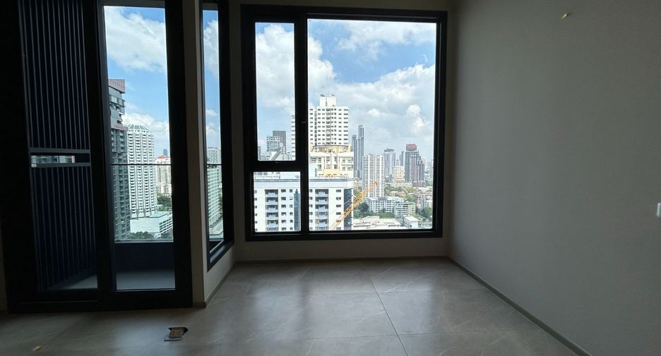 Condo en venta de 3 habitaciones en Khlong Toei, Bangkok