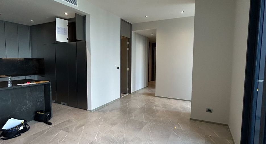 Condo en venta de 3 habitaciones en Khlong Toei, Bangkok