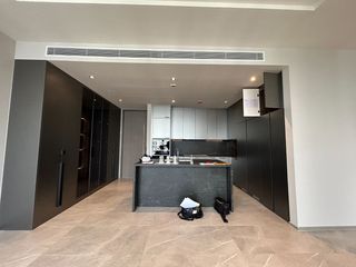 For sale 3 bedrooms condo in Khlong Toei, Bangkok