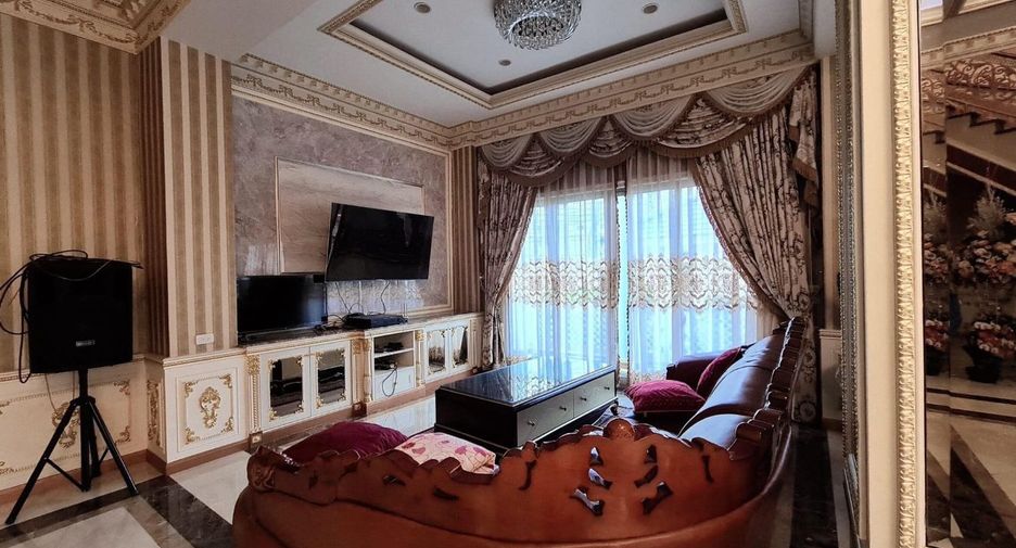 Haus zum Kauf mit 5 Zimmer in Thung Khru, Bangkok