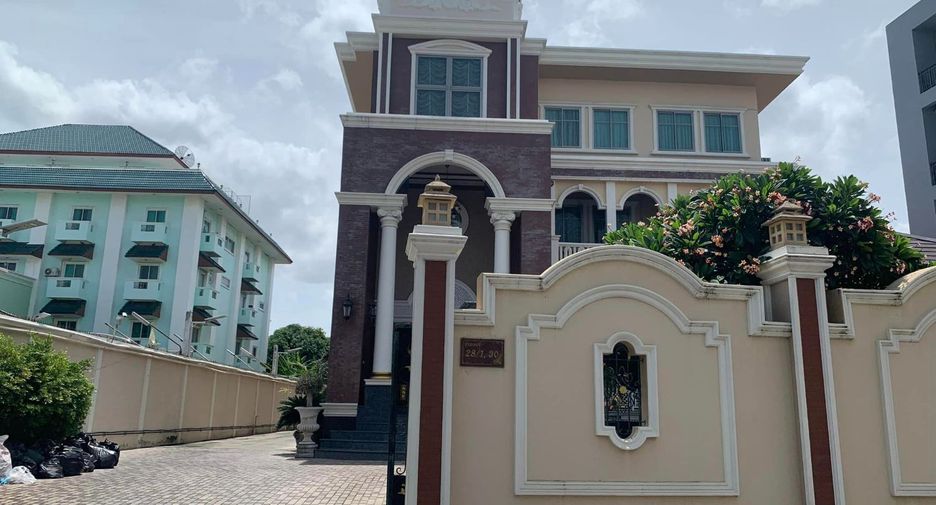Haus zum Kauf mit 5 Zimmer in Thung Khru, Bangkok