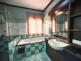 Продажа 3 спальни дом в Мин Бури, Бангкок