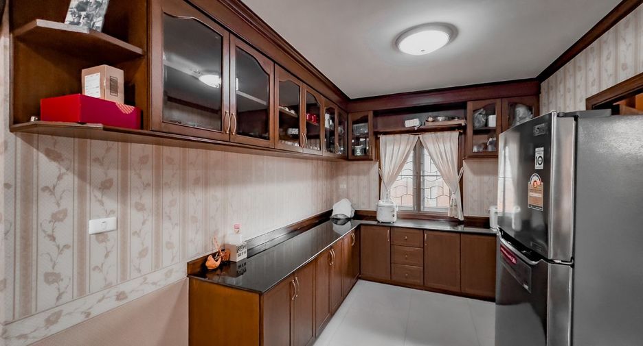 À vendre 3 chambres maison à Min Buri, Bangkok