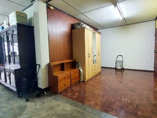 Reihenhaus zum Kauf mit 4 Zimmer in Mueang Chiang Mai, Chiang Mai
