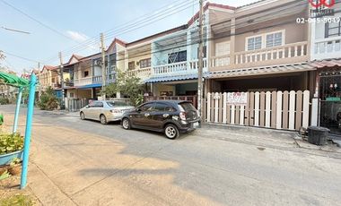 ให้เช่า และ ขาย 2 เตียง ทาวน์เฮ้าส์ ใน ลำลูกกา, ปทุมธานี